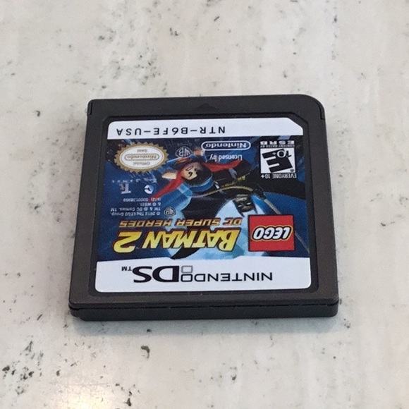 Lego Batman 2 DC Super Heroes Nintendo DS Game Superheroes - Picture 4 of 10